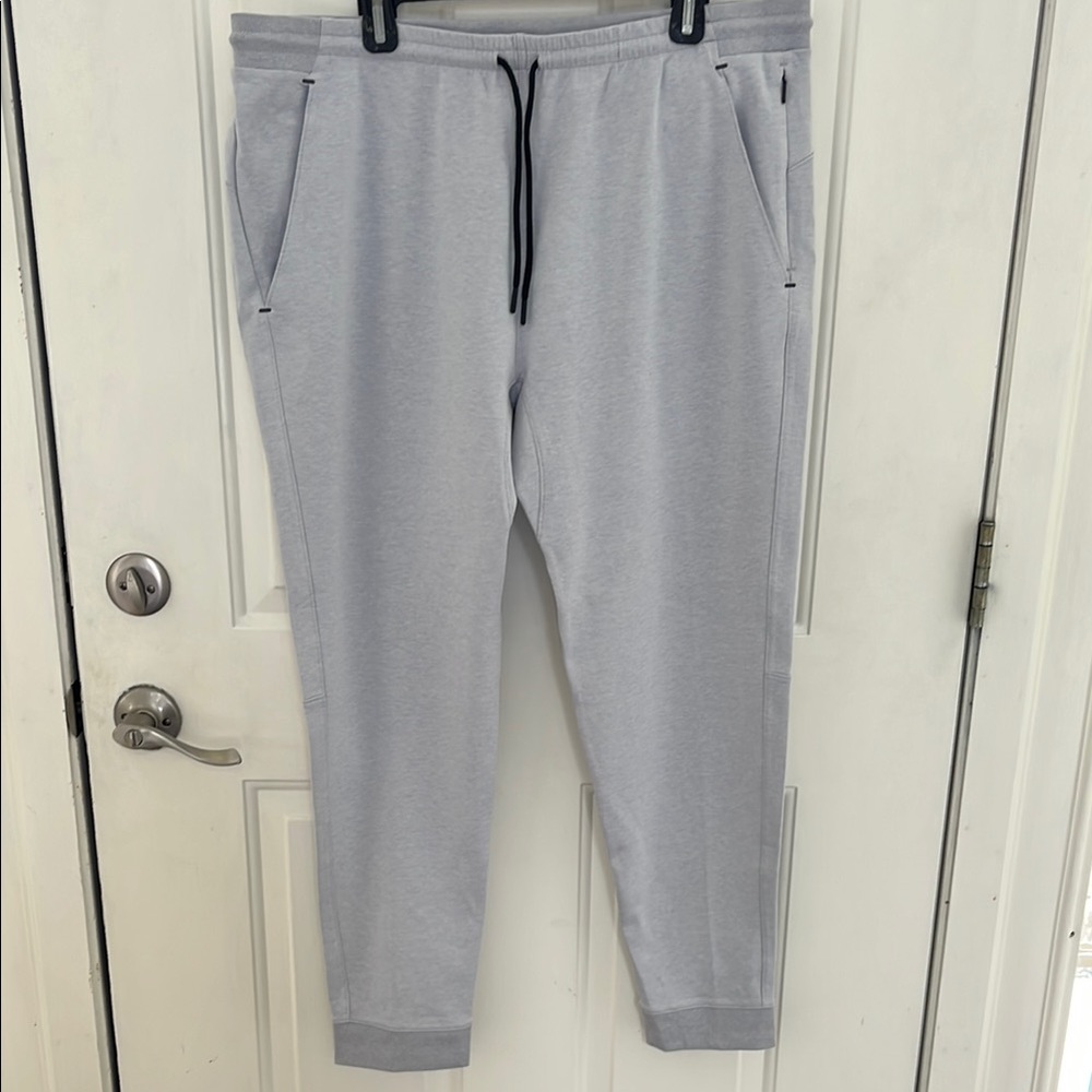 Men's Gray Jogger Pants